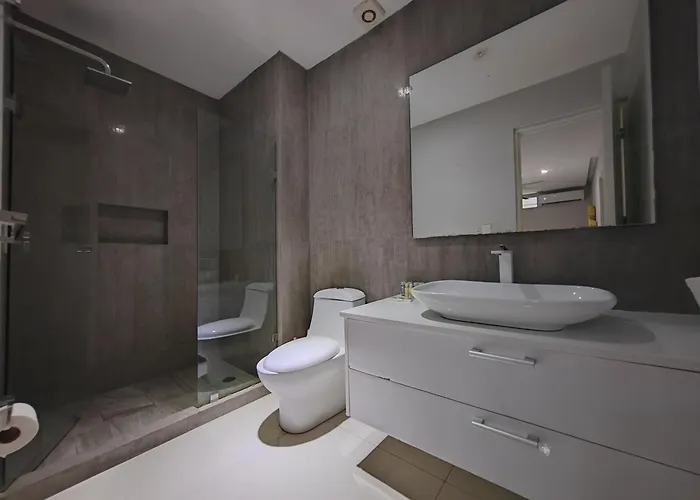 Centrally Located Steps Away From 5th Avenue And The Beach! By.yeah Apartamento *