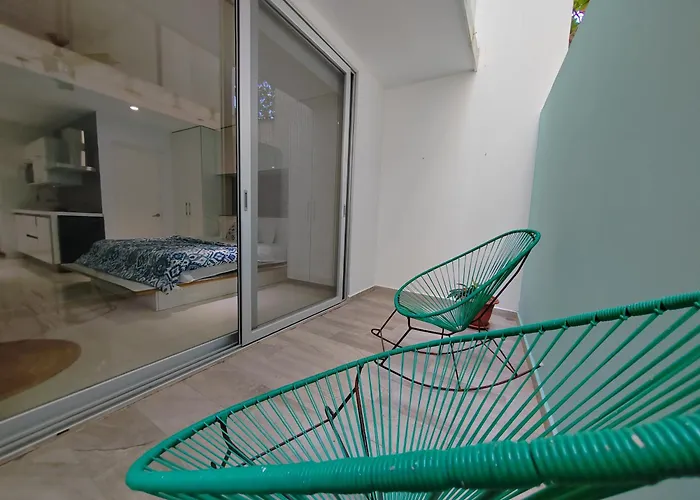 Centrally Located Steps Away From 5th Avenue And The Beach! By.yeah Apartamento