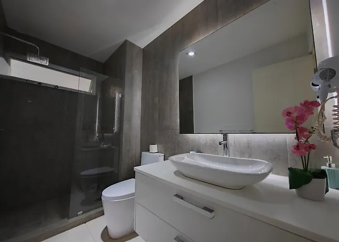 Centrally Located Steps Away From 5th Avenue And The Beach! By.yeah Apartamento Playa del Carmen