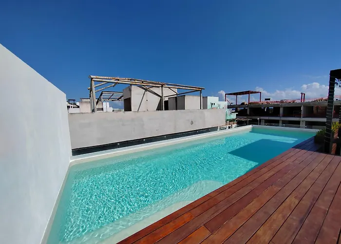 Centrally Located Steps Away From 5th Avenue And The Beach! By.yeah * Playa del Carmen
