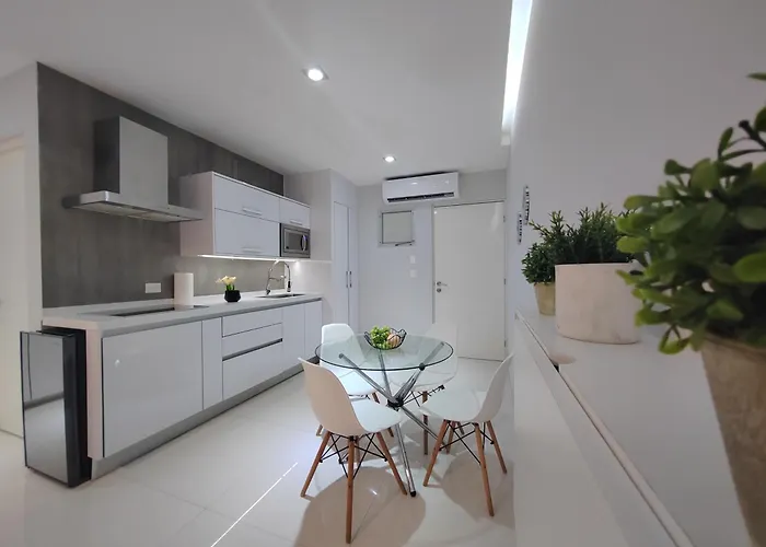Apartamento Centrally Located Steps Away From 5th Avenue And The Beach! By.yeah