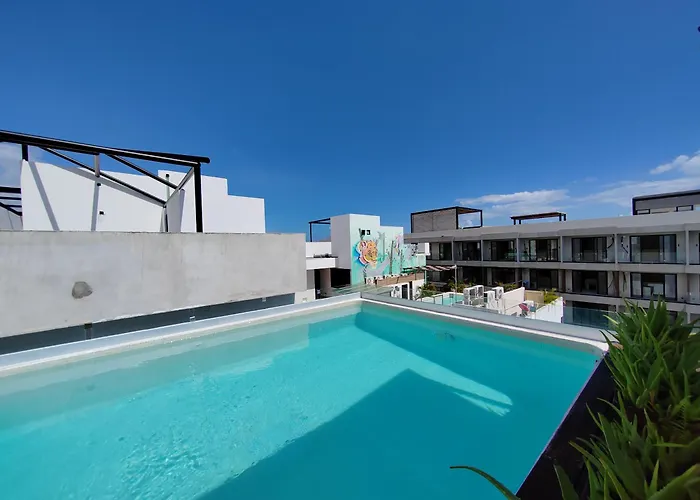 Centrally Located Steps Away From 5th Avenue And The Beach! By.yeah Apartamento Playa del Carmen