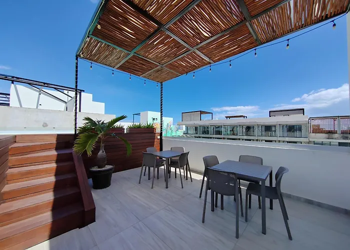 Centrally Located Steps Away From 5th Avenue And The Beach! By.yeah Apartamento