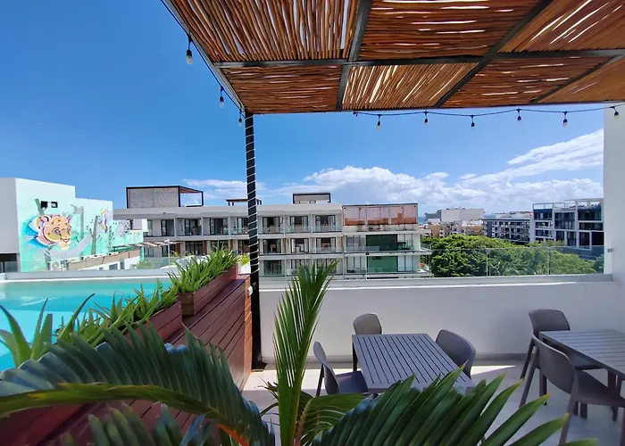 Centrally Located Steps Away From 5th Avenue And The Beach! By.yeah Apartamento Playa del Carmen